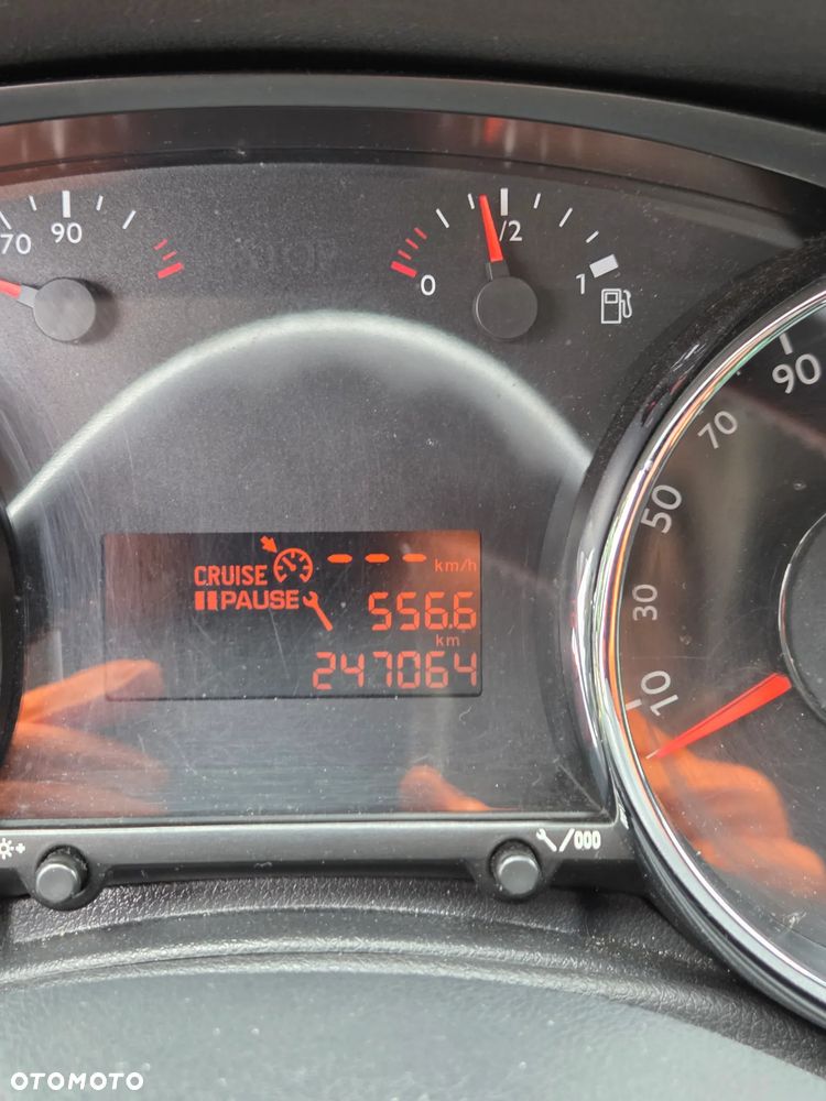 Peugeot 3008 1.6 HDi Trendy - 7