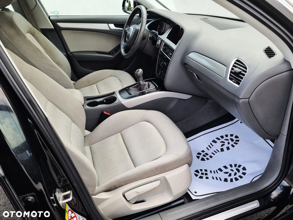 Audi A4 Avant 2.0 TDI - 10