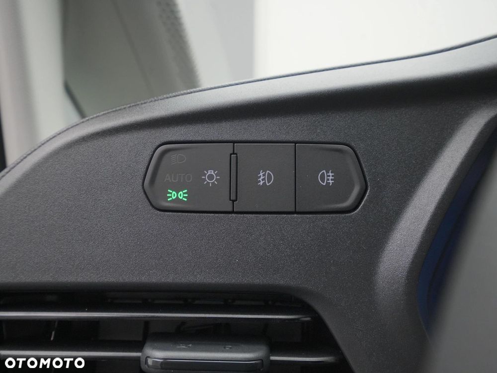 Ford Transit Connect L2 102KM Van Trend - 18