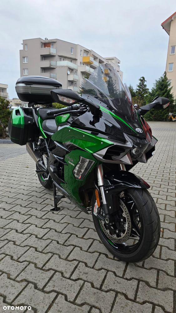 Kawasaki Ninja H2 SX - 17