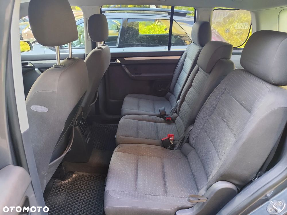 Volkswagen Touran 1.9 TDI Trendline - 18