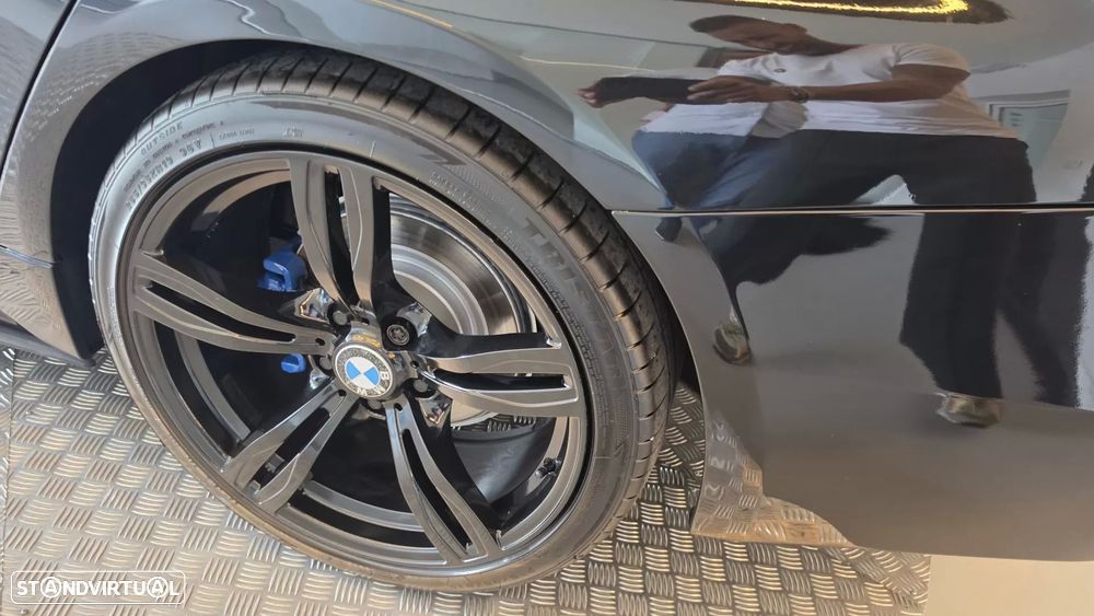 BMW 318 d Pack M - 43
