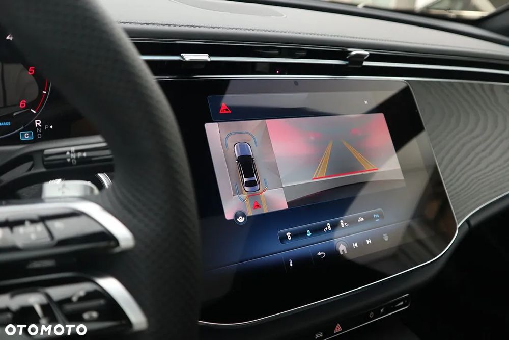 Mercedes-Benz Klasa E - 14