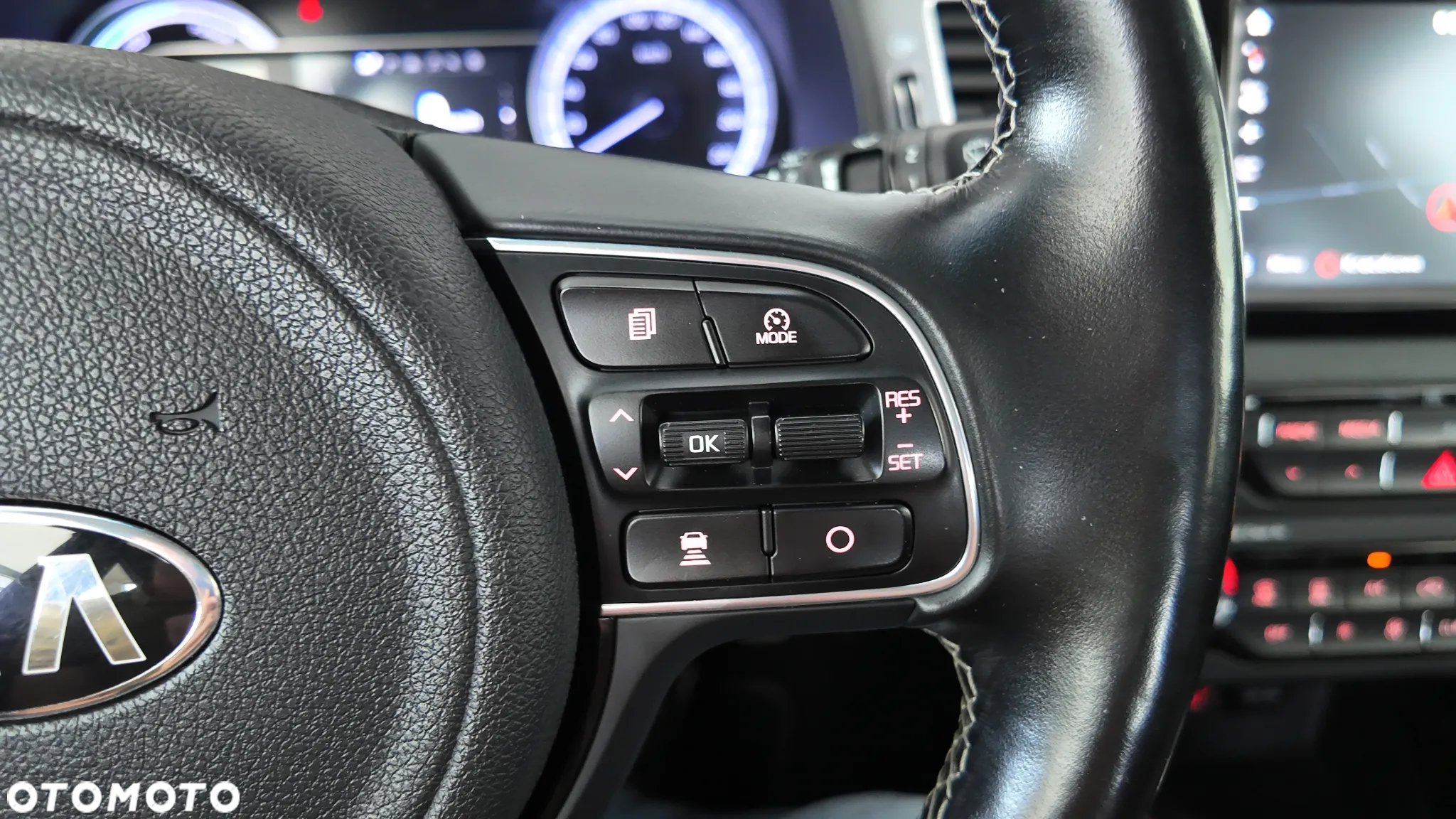 Kia Niro 1.6 GDI Hybrid L Business Line - 37