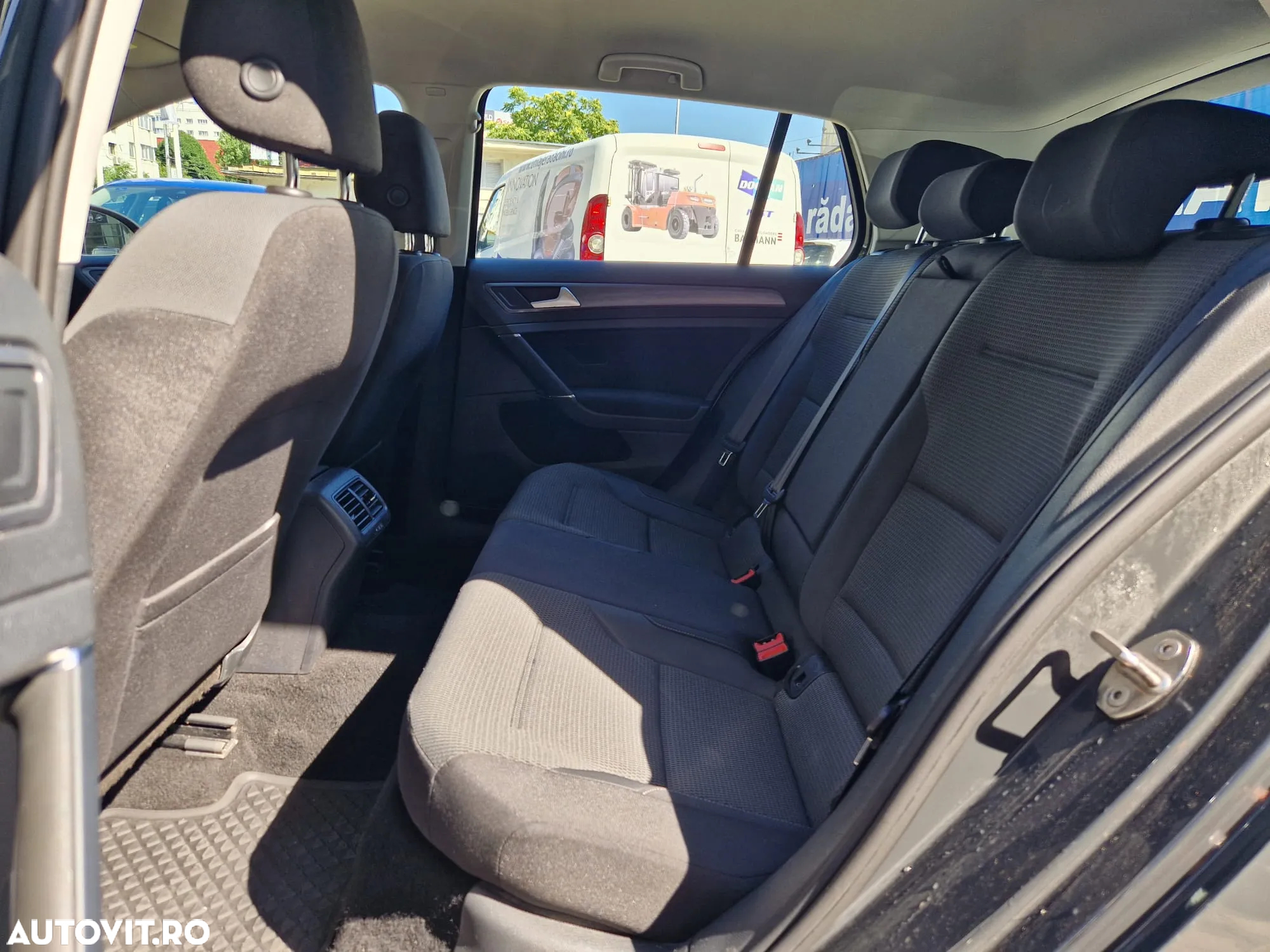 Volkswagen Golf 1.6 TDI Comfortline - 22
