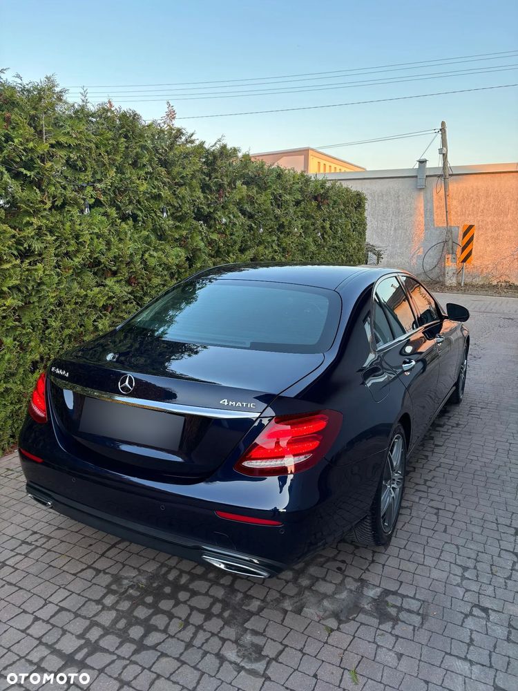 Mercedes-Benz Klasa E 400 d 4-Matic 9G-TRONIC - 17