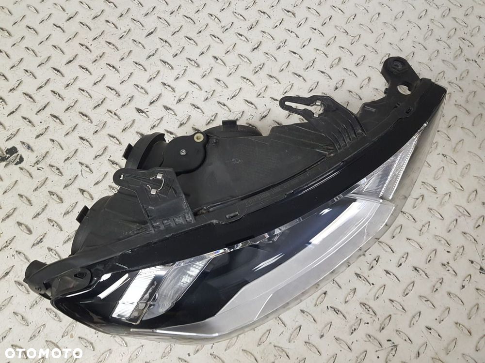 AUDI A1 II 82A 19-23 LAMPA PRAWA PRZEDNIA PRZÓD ZWYKŁA REFLEKTOR EUROPA 82A941004 IDEALNA - 4