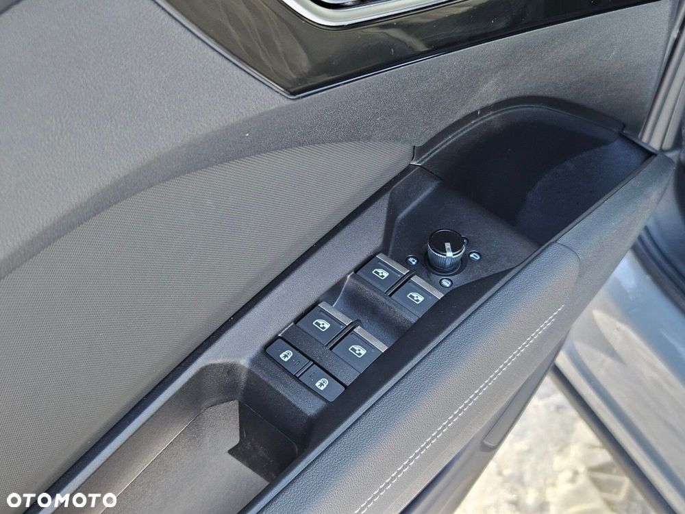 Audi Q4 e-tron - 14