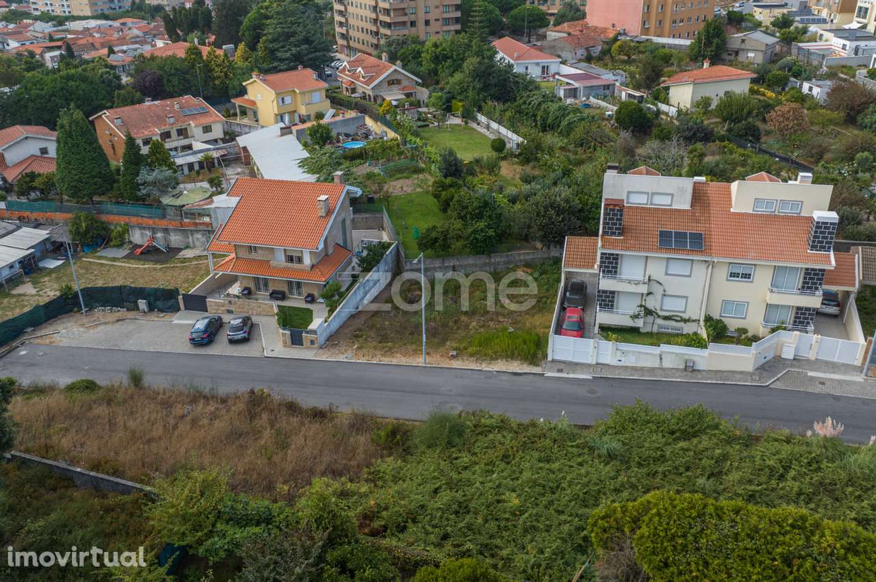 Terreno Urbano em Canelas, Vila Nova de Gaia - Grande imagem: 4/16