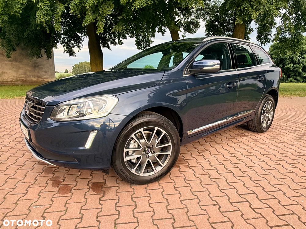 Volvo XC 60 D3 Momentum - 1