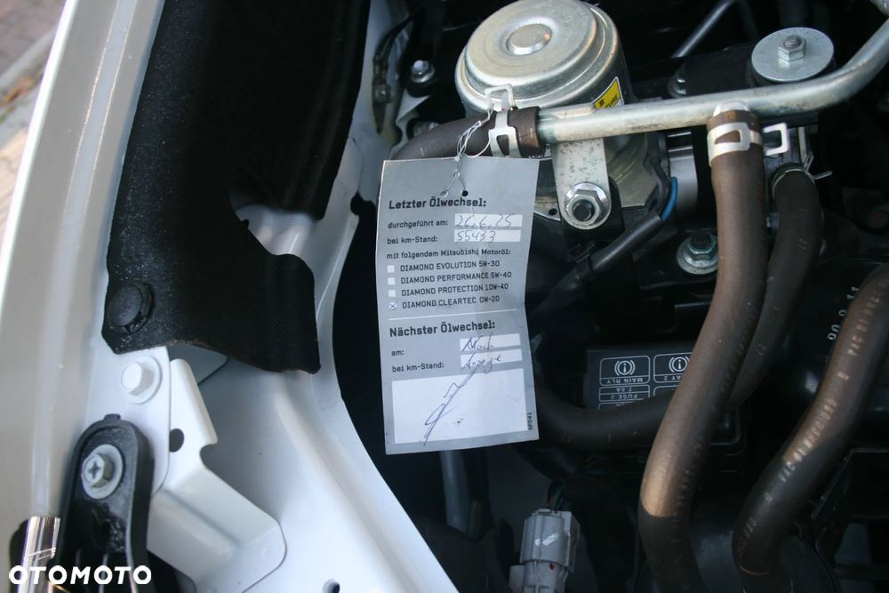 Mitsubishi Outlander - 14