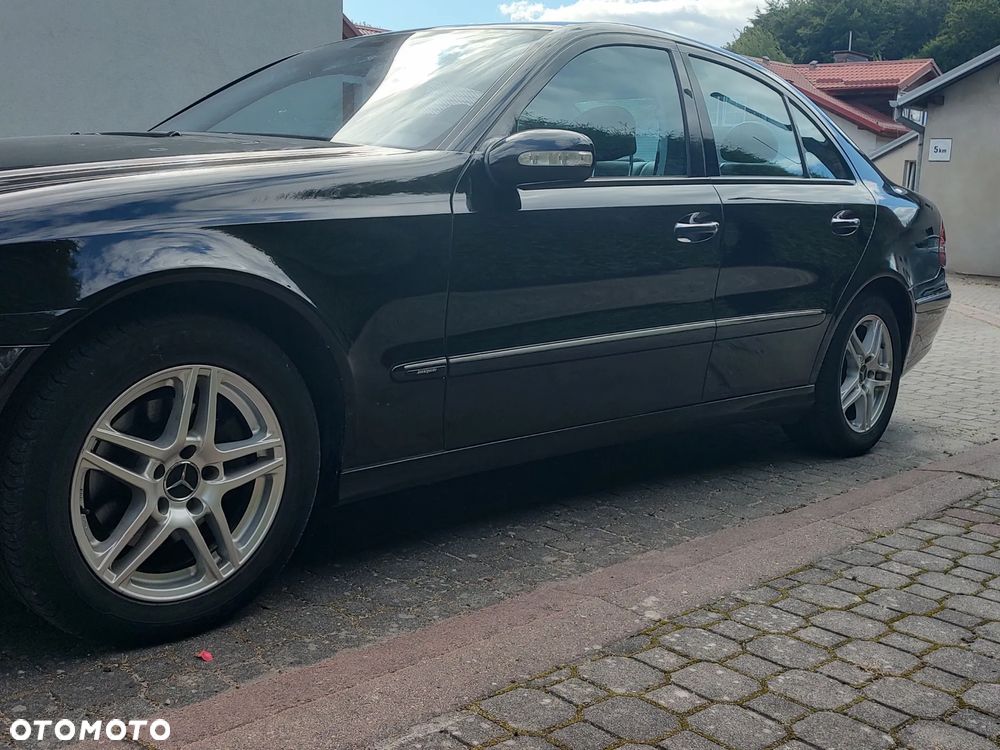 Mercedes-Benz Klasa E - 4