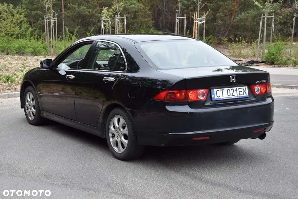 Honda Accord 2.0 Executive - 5