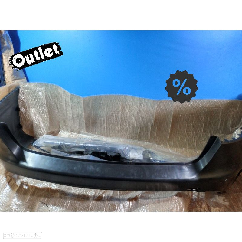 C012147C1 PARA-CHOQUE TRASEIRO MERCEDES CLASSE C W205 15-18 LOOK AMG PDC - 5