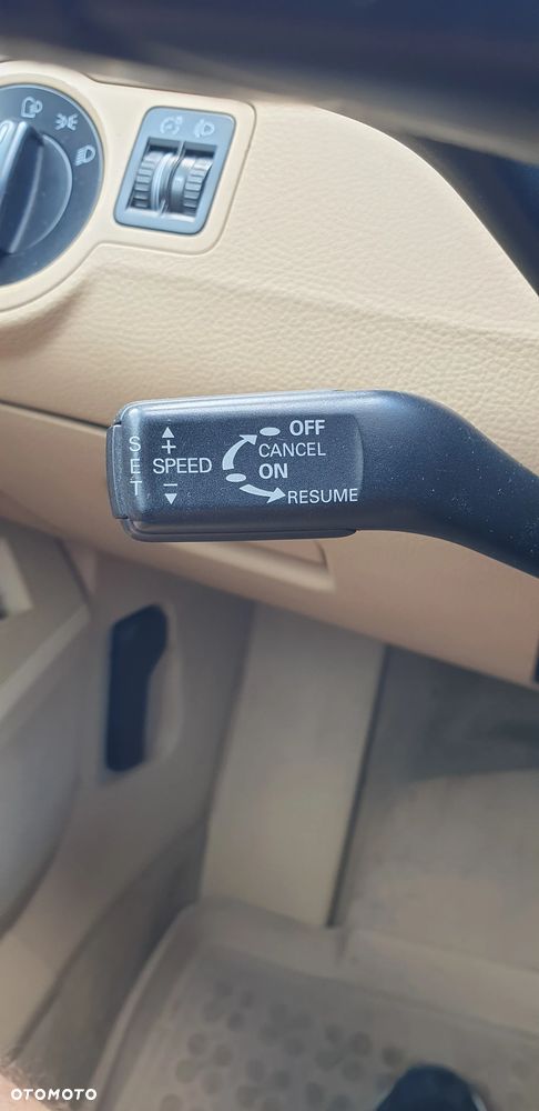 Volkswagen Passat 2.0 TDI DPF Comfortline DSG - 30