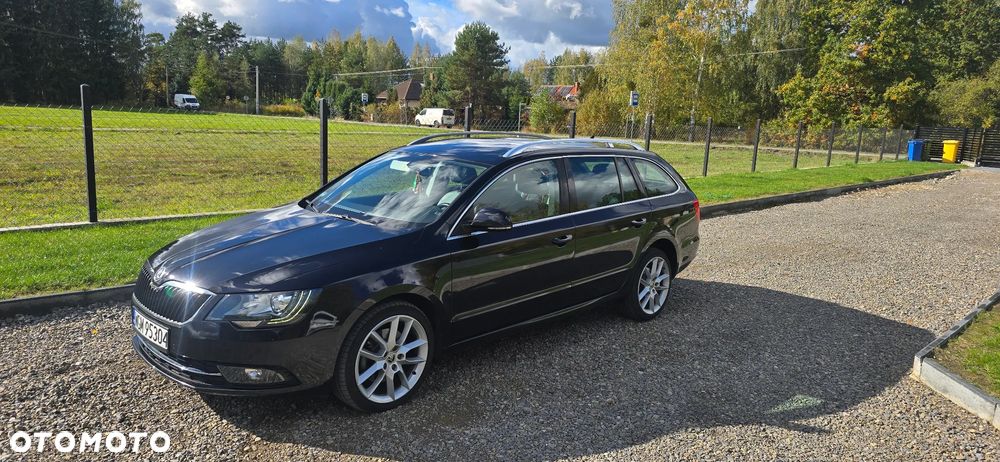 Skoda Superb 2.0 TDI 4x4 Ambition DSG - 2