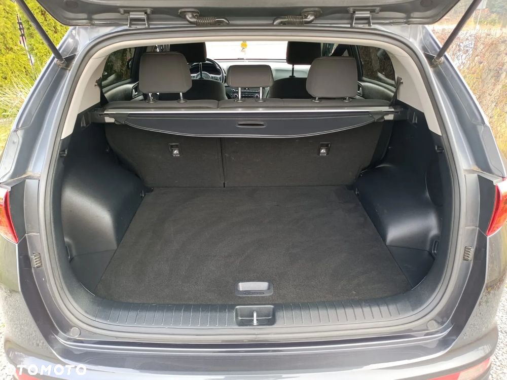 Kia Sportage 1.7 CRDI 2WD Dream-Team Edition - 30