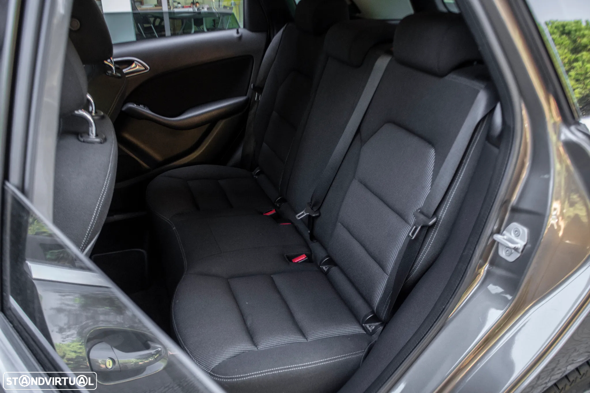 Mercedes-Benz B 180 CDi BlueEfficiency - 28