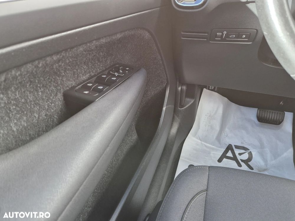 Volvo XC 40 Recharge T5 Twin Engine AT7 Inscription - 13