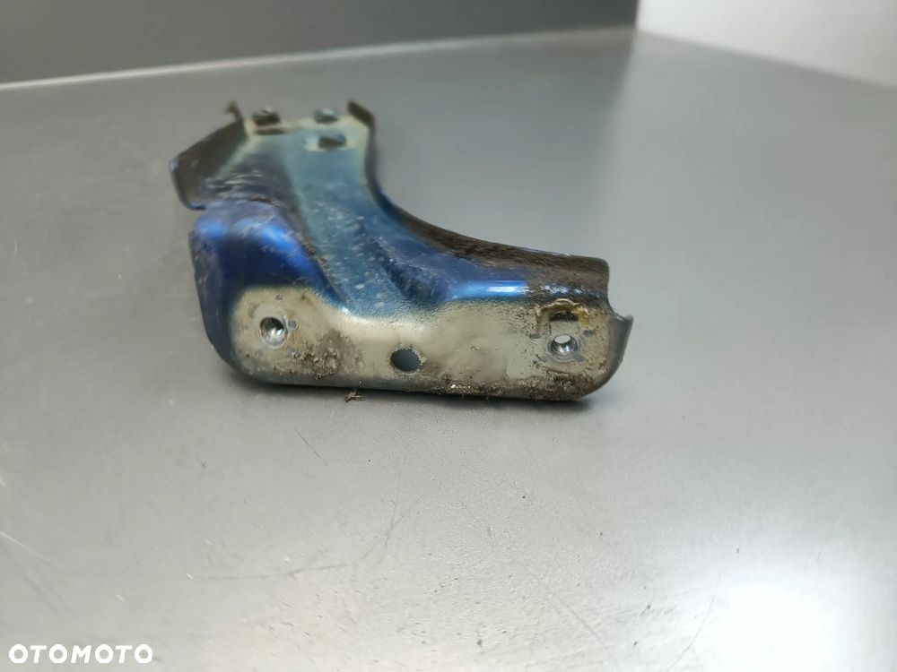 Wspornik błotnika Skoda Octavia 3 III Mocowanie Błotnika Prawy Prawa Podpora 5E0821142 - 3