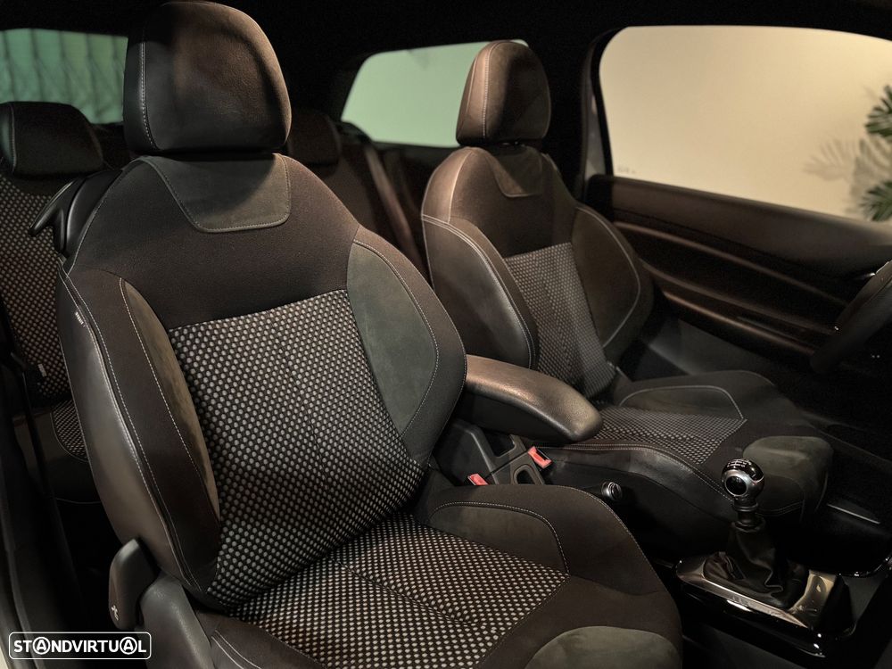 Citroën DS3 1.6 HDi Airdream Sport Chic - 22