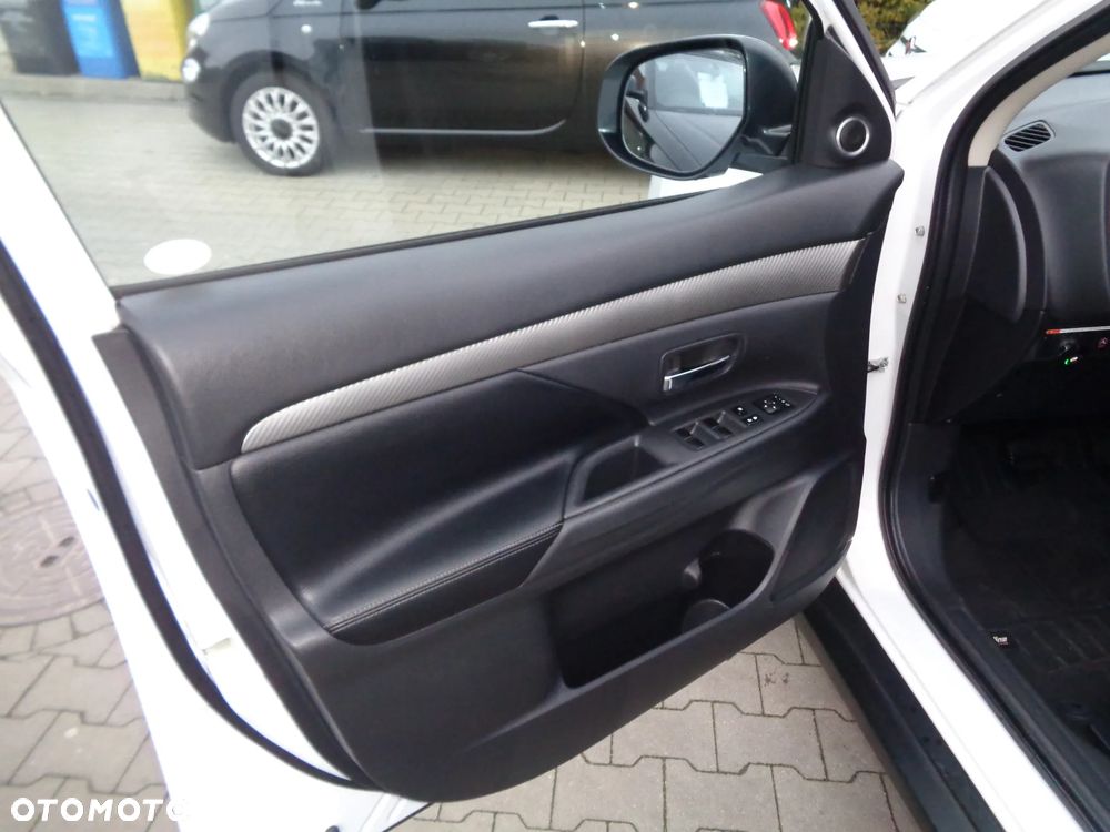 Mitsubishi Outlander 2.0 Intense Comfort 4WD CVT - 9