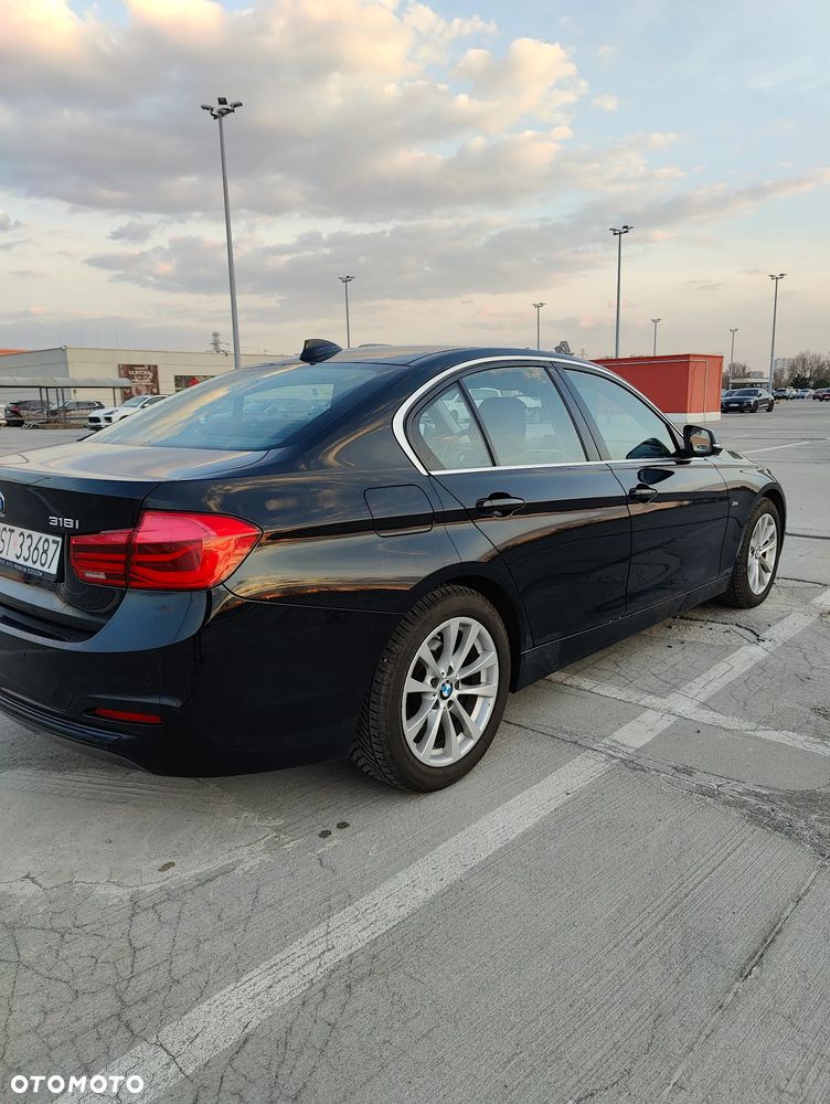 BMW Seria 3 318i Sport Line - 6
