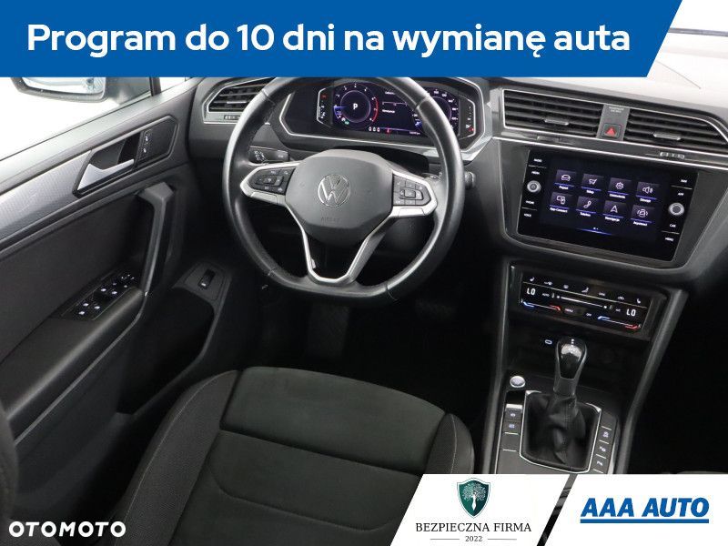 Volkswagen Tiguan - 9