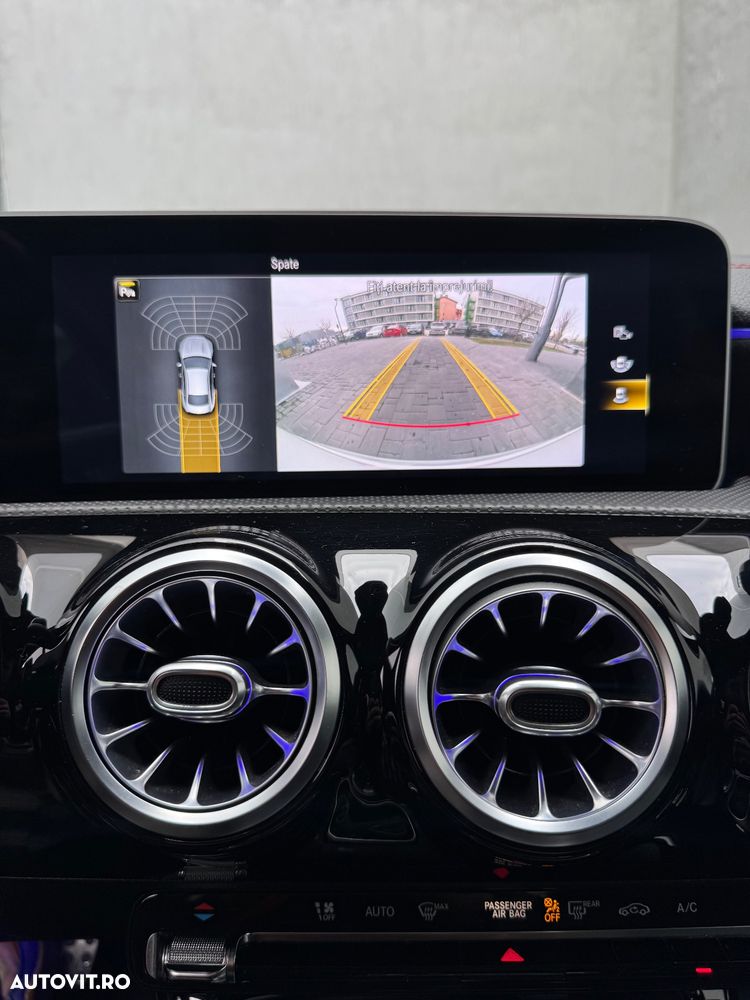 Mercedes-Benz CLA - 33