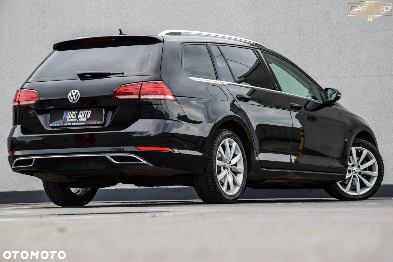 Volkswagen Golf - 11