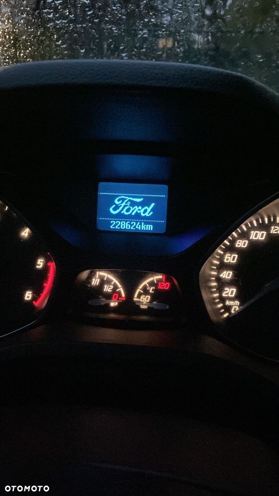 Ford Grand C-MAX - 14