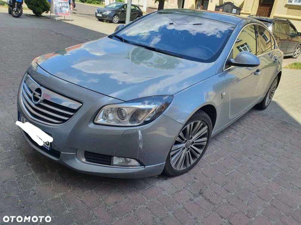 Opel Insignia - 1