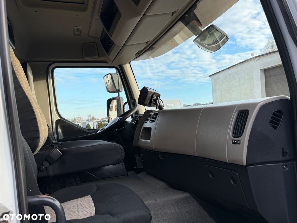 Renault Premium - 6
