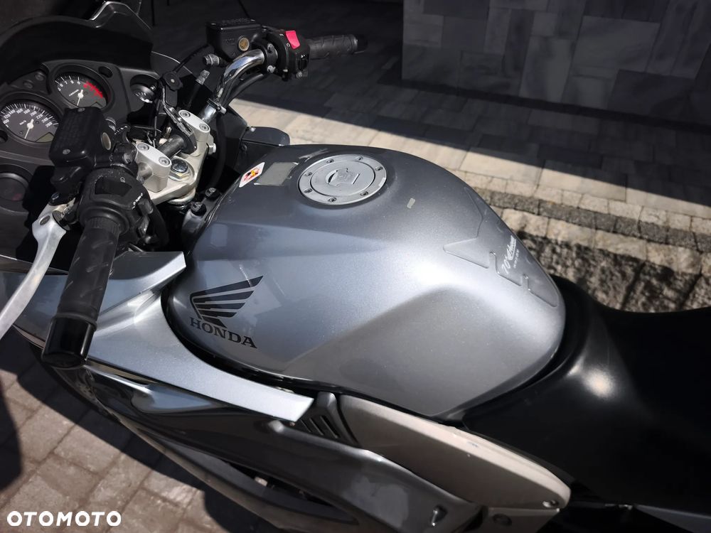 Honda CBF - 20