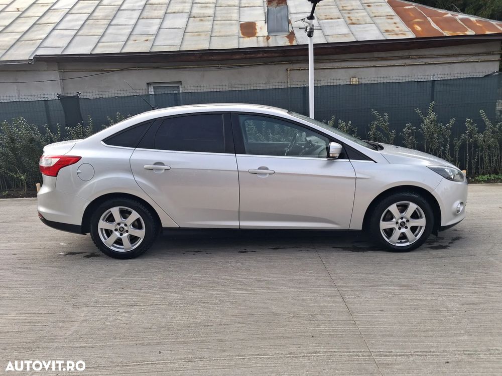 Ford Focus 1.6 Ti-VCT Anniversary - 5