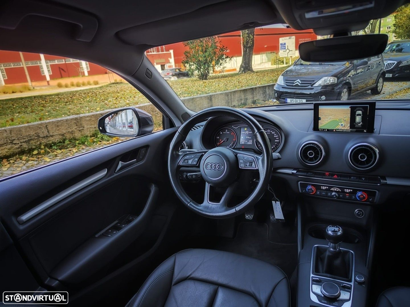 Audi A3 Sportback 1.6 TDI Advance - 19