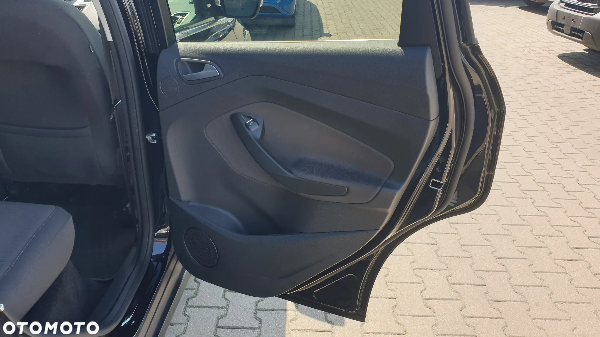Ford C-MAX 2.0 TDCi Titanium ASS - 13