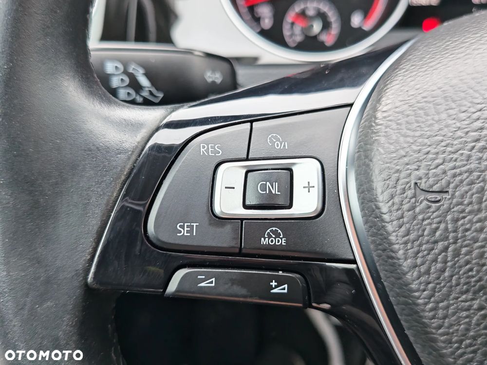 Volkswagen Golf 1.4 TSI BlueMotion Technology Comfortline - 24