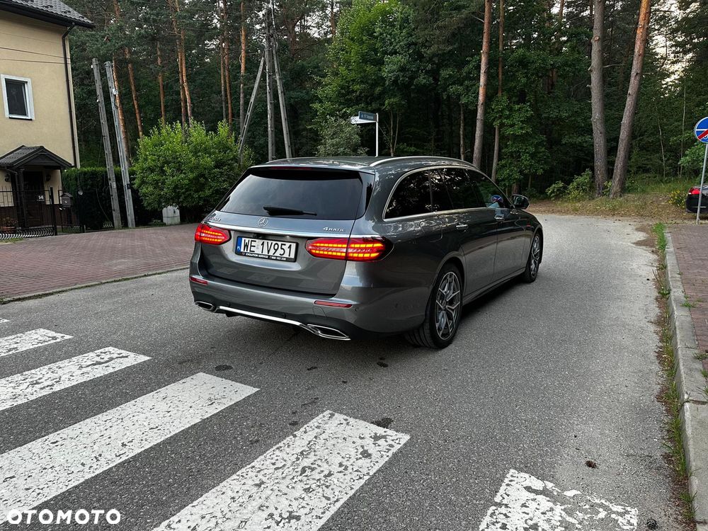Mercedes-Benz Klasa E 220 d AMG - 4