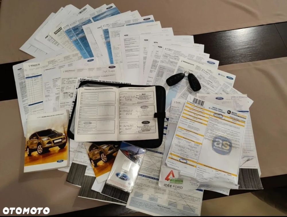 Ford Kuga 2.0 TDCi 2x4 Titanium - 39