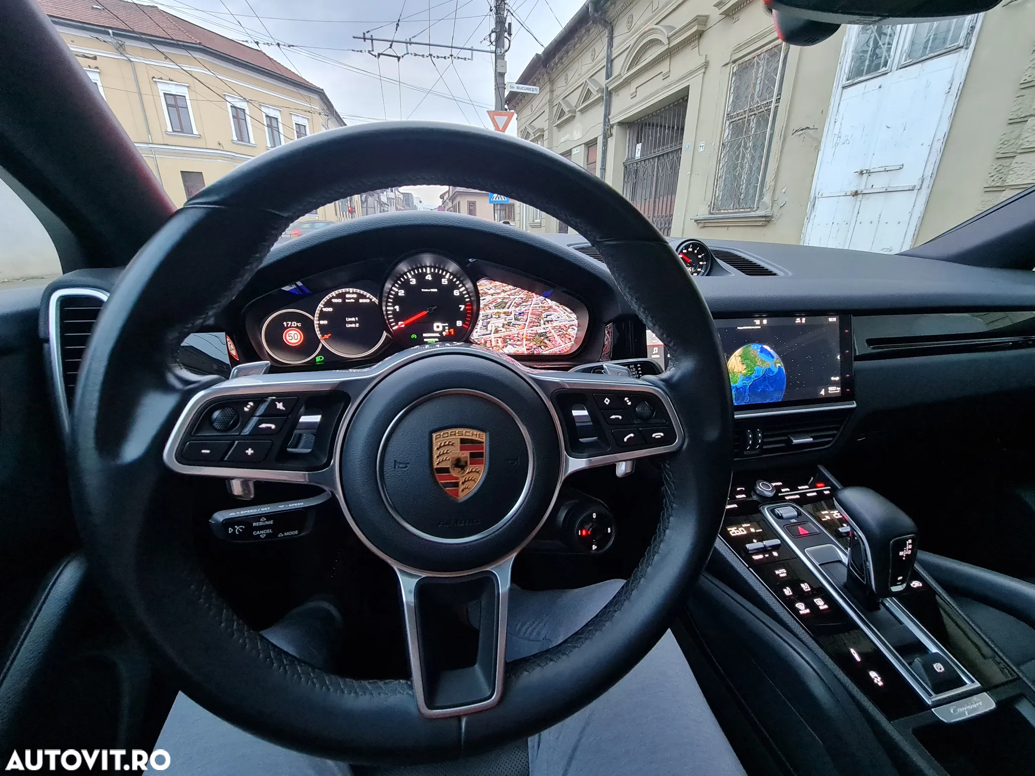 Porsche Cayenne Coupe - 34