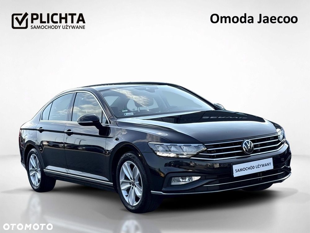 Volkswagen Passat - 8