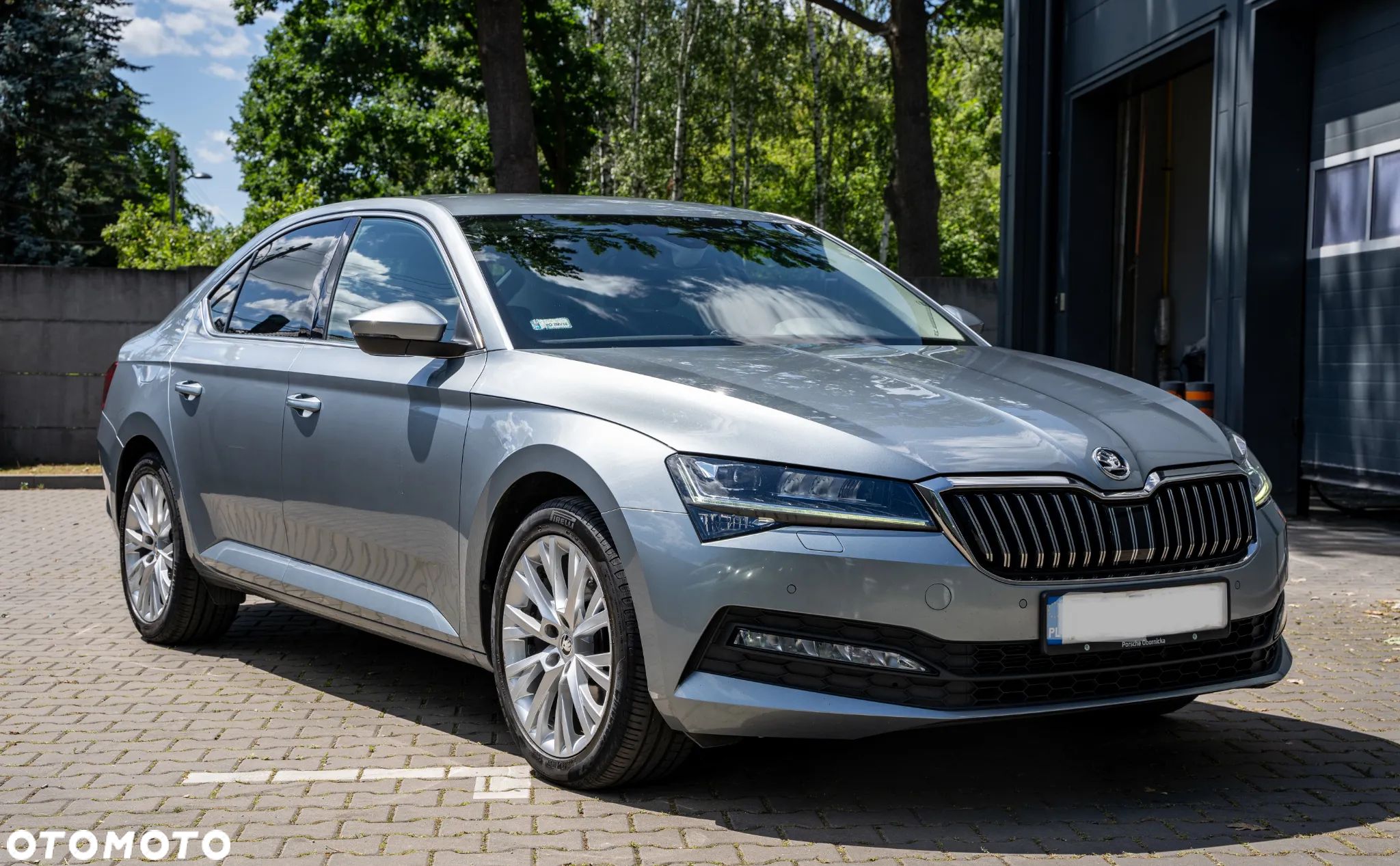 Skoda Superb 2.0 TDI 4x4 Ambition DSG - 1