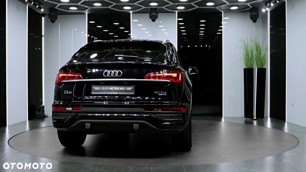 Audi Q5 Sportback 40 TDI quattro S tronic advanced - 8