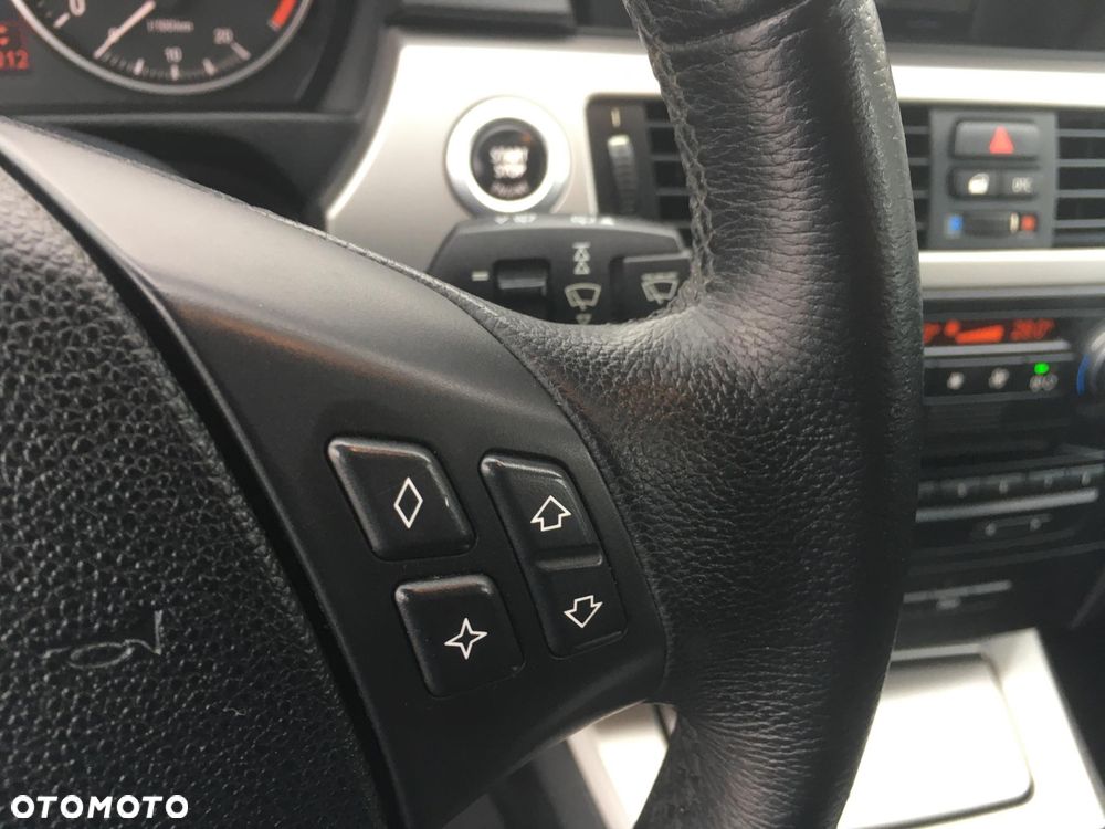 BMW Seria 3 320d - 14