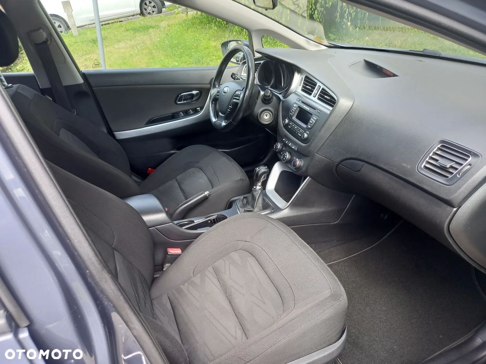 Kia Ceed 1.6 CRDi 128 Platinum Edition - 18