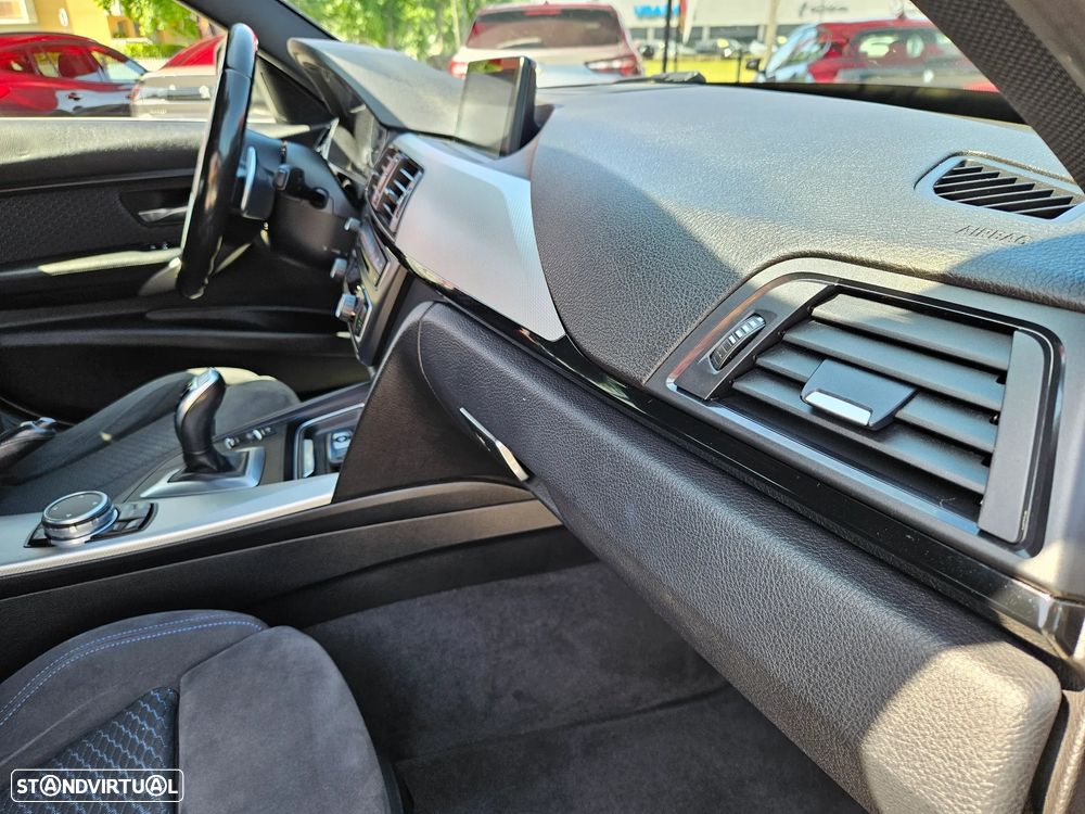 BMW 320 d Auto Pack M - 28