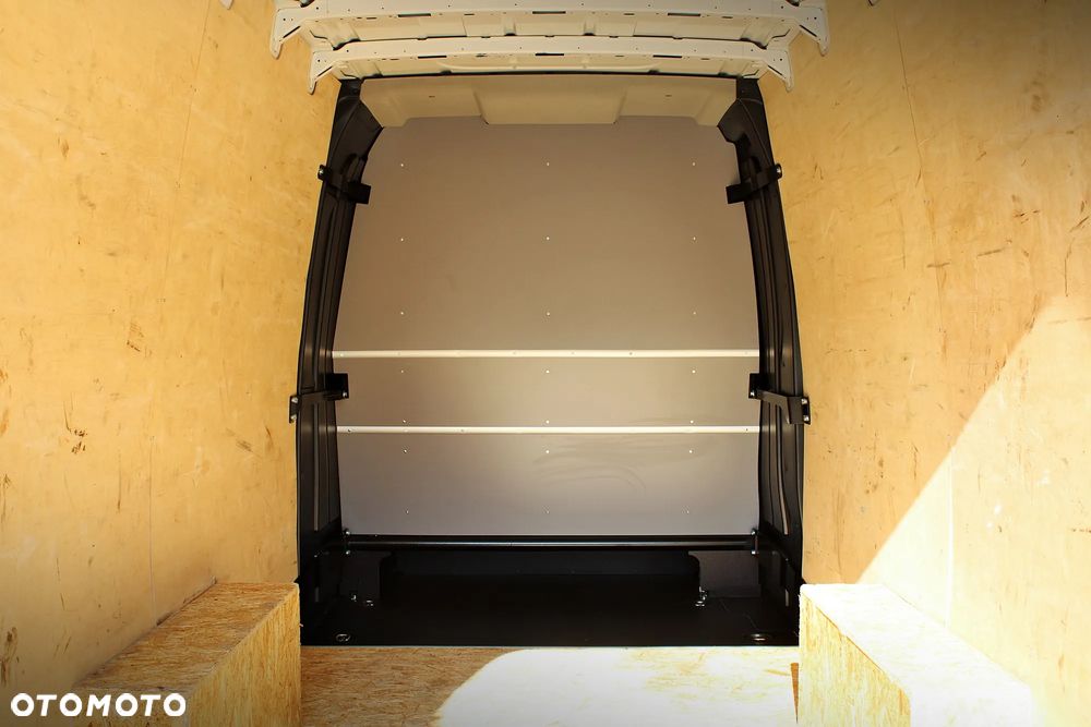 Volkswagen Crafter AT8 Brygadowy - zabudowa Carpol 7os. - 23