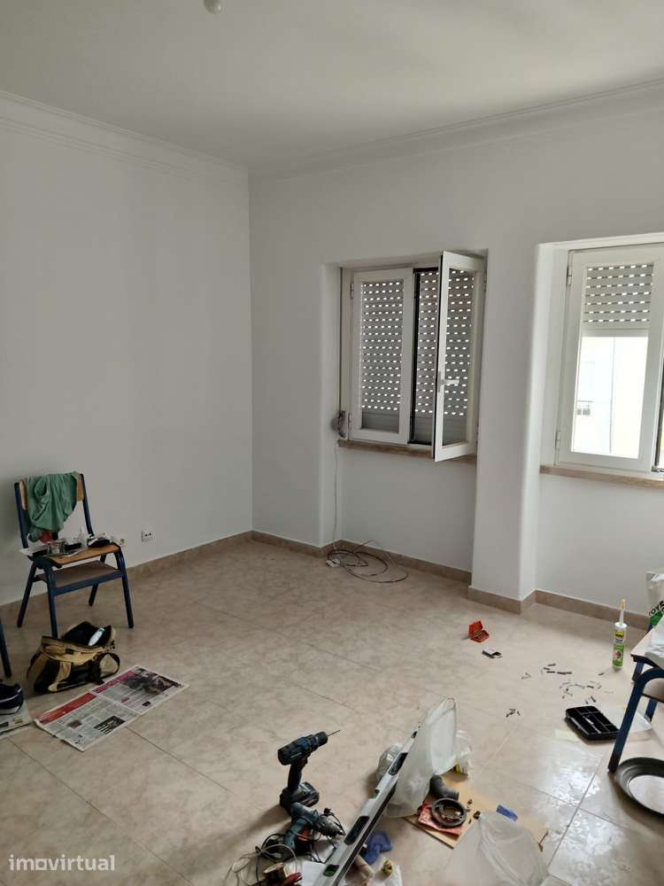 Apart. Renovado Localizado zona Alvalade, Lisboa - Grande imagem: 2/9