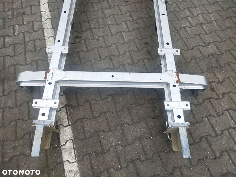 RAMA MERCEDES SPRINTER 906 POJEDYNCZE KOLO 327CM - 2